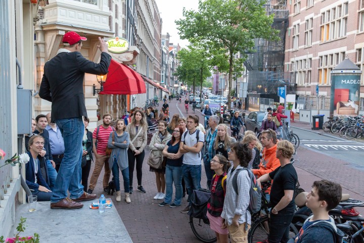 people listening to the comedian