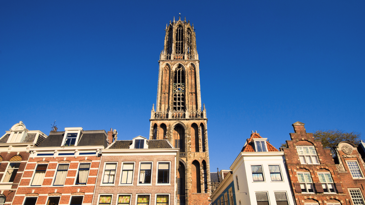 De Domtoren van Utrecht is het startpunt van de Comedy Walks tours in Utrecht